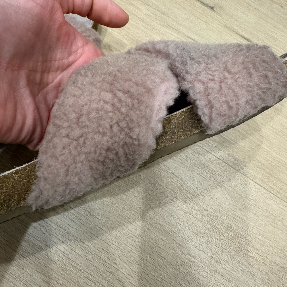 Splendid Rozi Shearling Footbed Sandals - Picture 8 of 9